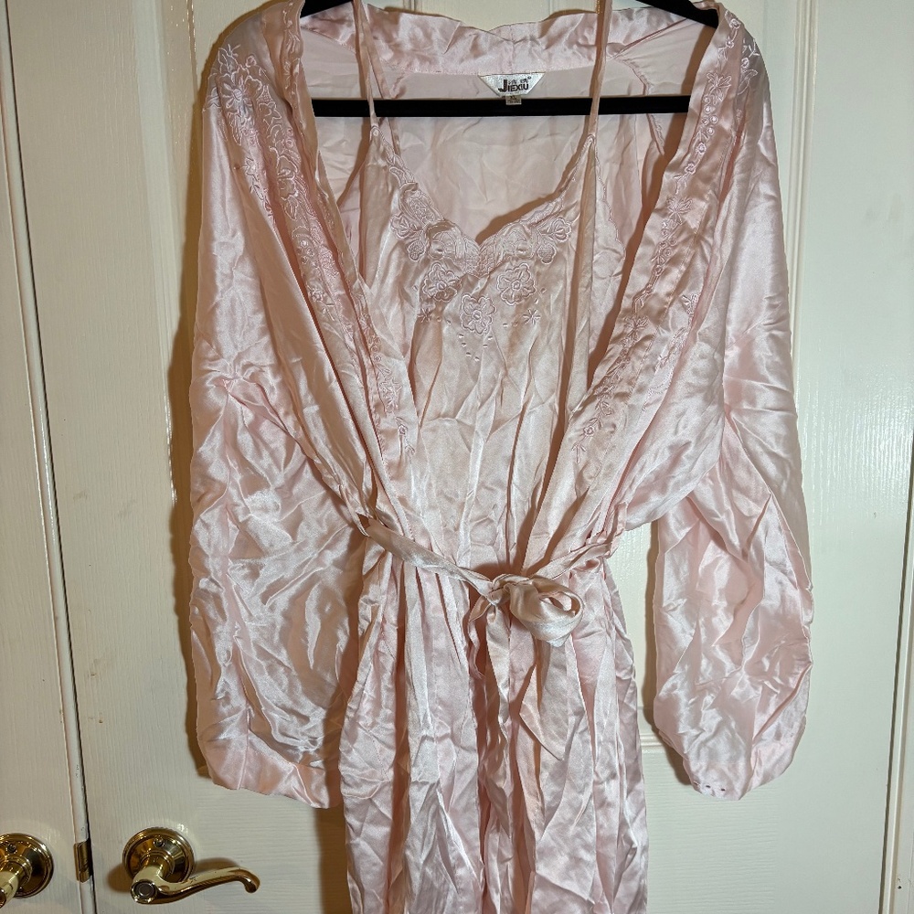 Women's 100% Silk Light Pink Robe With 100% Silk Slip Dress